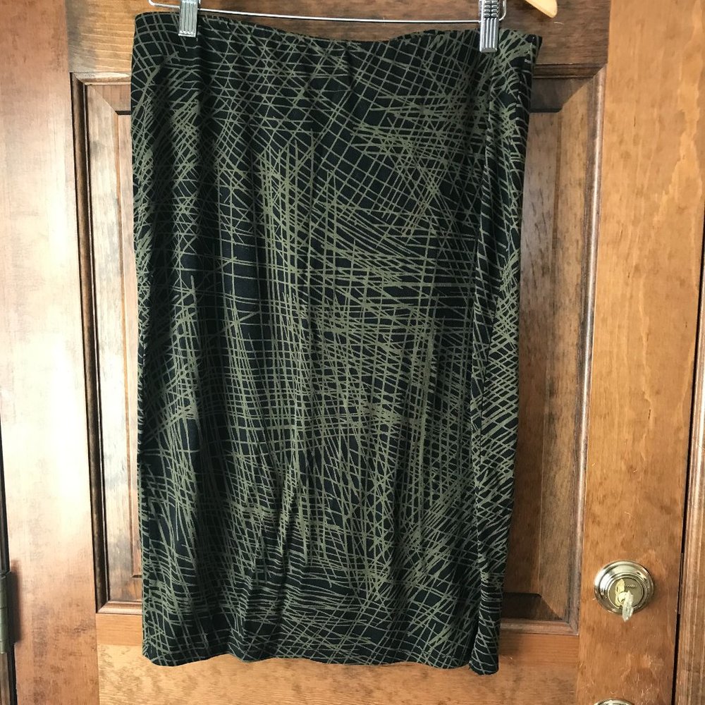 Metaphor Black w/Olive Green Stripes Straight Skirt Large